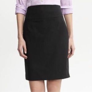 Banana Republic, Women's size 0, high waisted lined black pencil skirt.